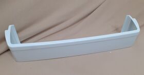 BALCONCINO BOTTIGLIE C00173001  C00173001 INDESIT